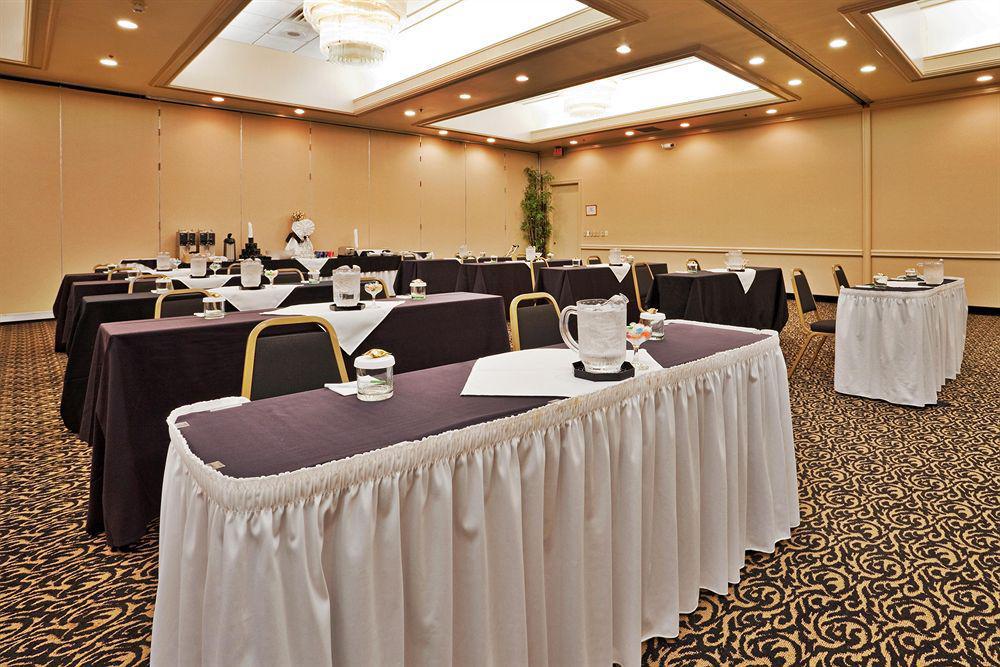 Doubletree By Hilton Winston Salem - University, Nc Kemudahan gambar