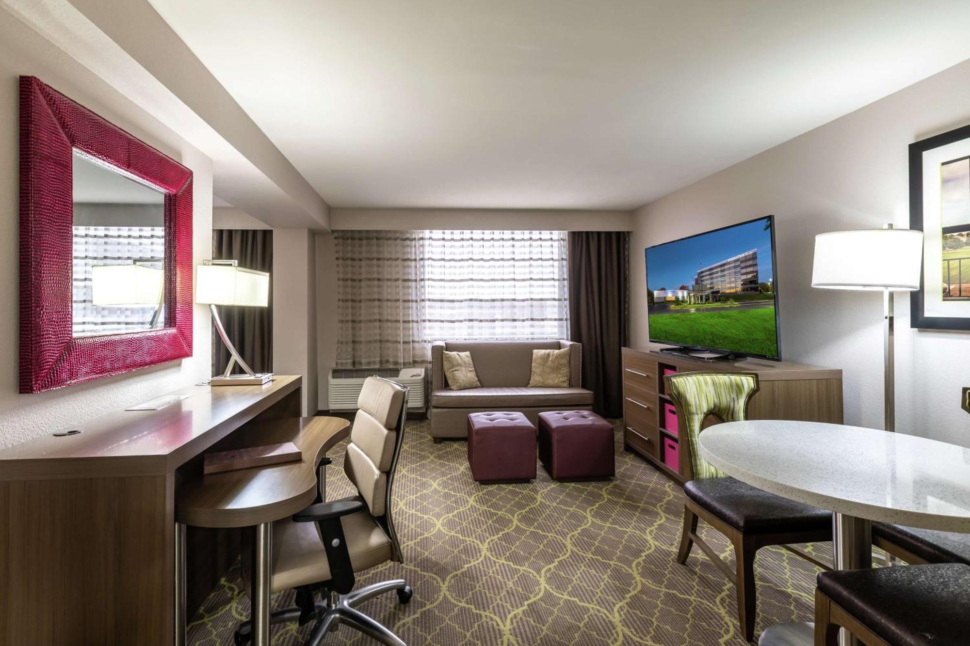 Doubletree By Hilton Winston Salem - University, Nc Luaran gambar