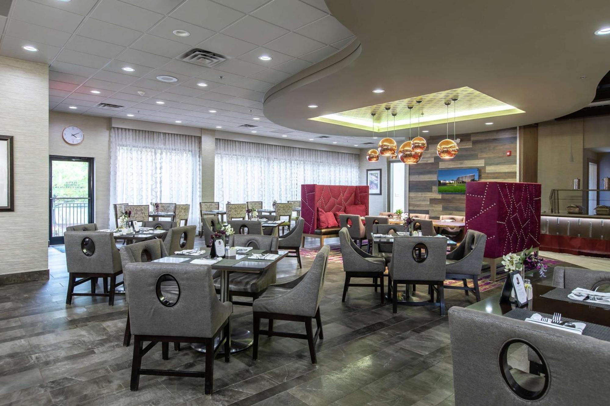 Doubletree By Hilton Winston Salem - University, Nc Luaran gambar
