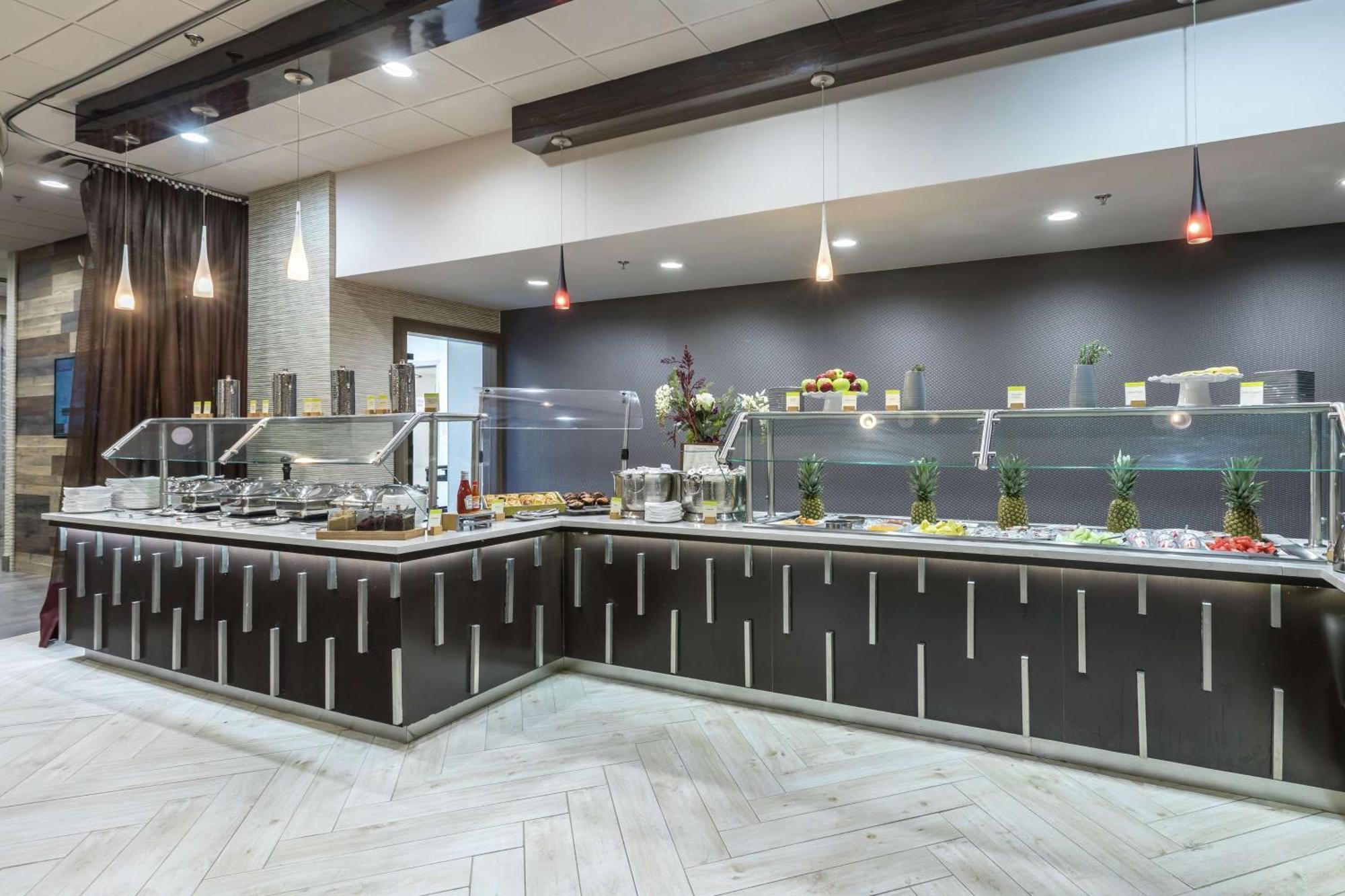 Doubletree By Hilton Winston Salem - University, Nc Luaran gambar