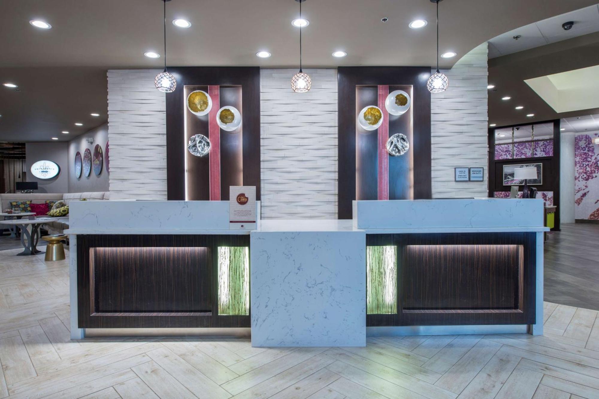 Doubletree By Hilton Winston Salem - University, Nc Luaran gambar