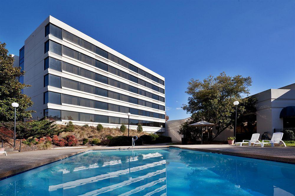 Doubletree By Hilton Winston Salem - University, Nc Luaran gambar