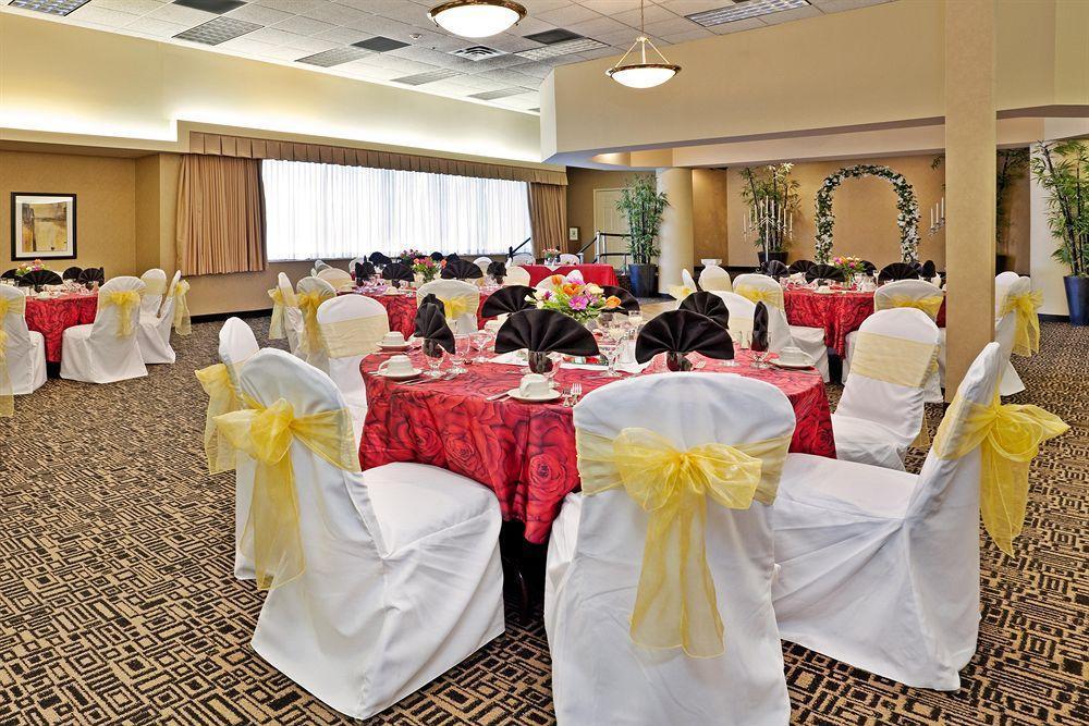Doubletree By Hilton Winston Salem - University, Nc Luaran gambar