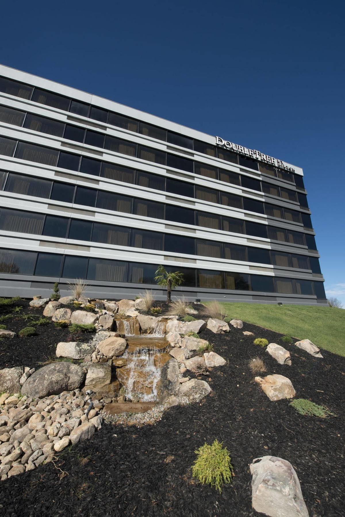 Doubletree By Hilton Winston Salem - University, Nc Luaran gambar